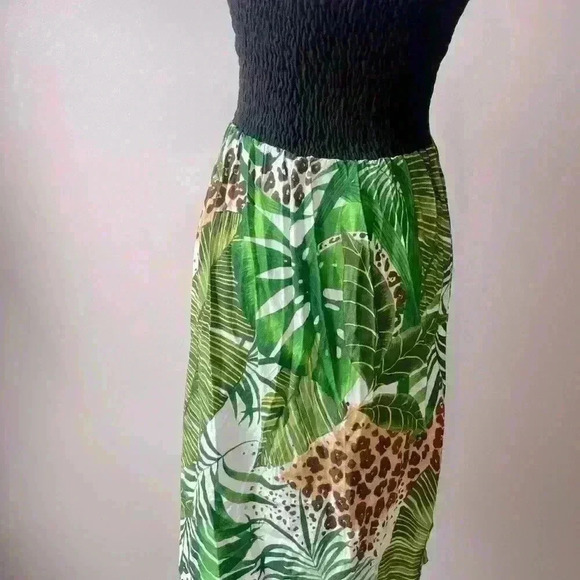 Strapless Sundress 100% rayon skirt with knit elastic top. Made in Hawaii by RJC - Picture 8 of 12